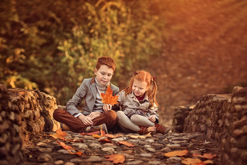 осень, осенний день, autumn, дети, детство, осенняя фотосессия, детская фотосессия, детская фотография, children photography, children, child, childhood, детство, семейная фотосессия, дети модели, дети модели москва, братья и сестры Брат и сестраphoto preview