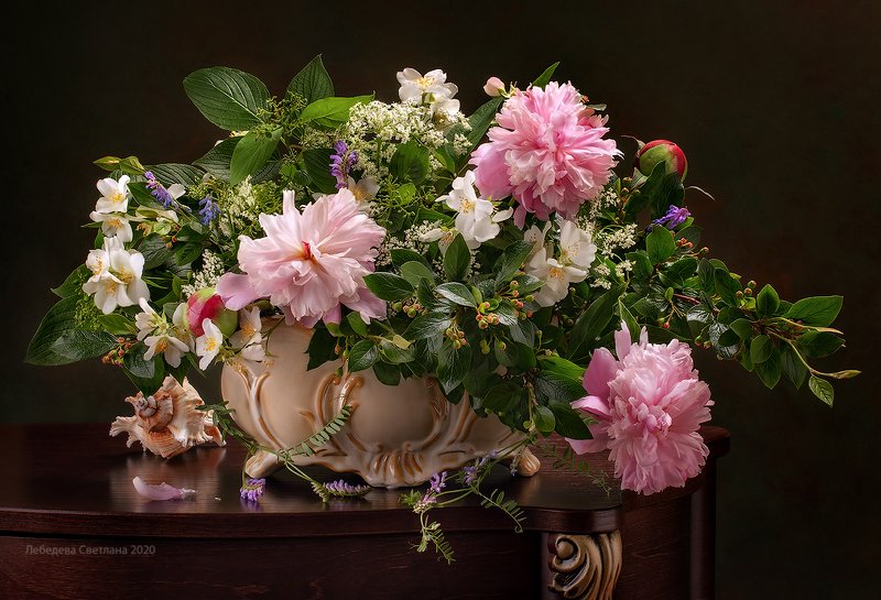 пионы,цветы,букет Летний букет с ароматом жасмина и пионамиphoto preview