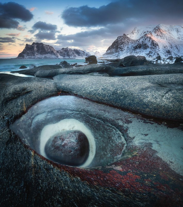 uttakleiv,norway,lofoten,coastline,shoreline,winter,rock,rocks,beach,seascape, The Eye of The Northphoto preview