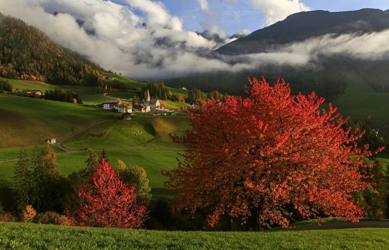 Осенняя Санта Маддаленаphoto preview