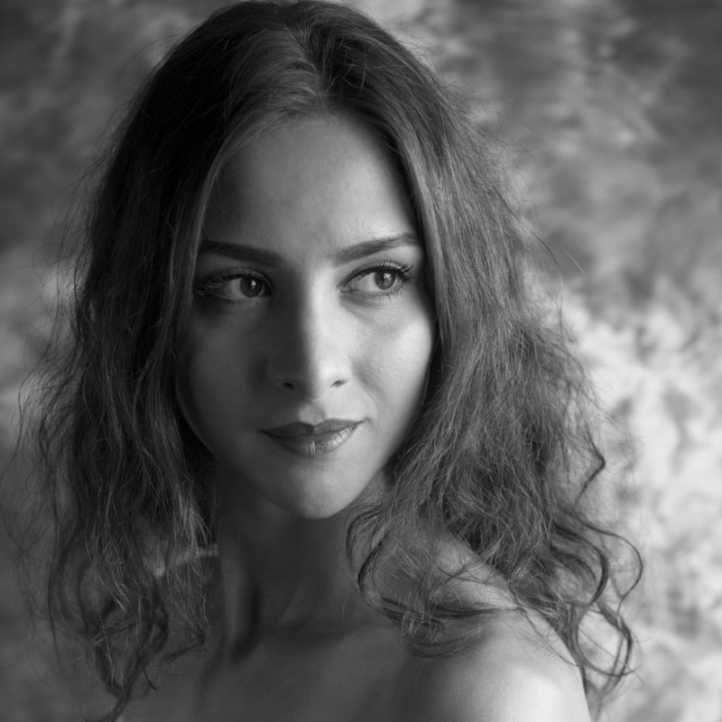 портрет, девушка, красота,чёрно-белое,глаза, взгляд,girl,beauty,portrait.female,woman, Аринаphoto preview