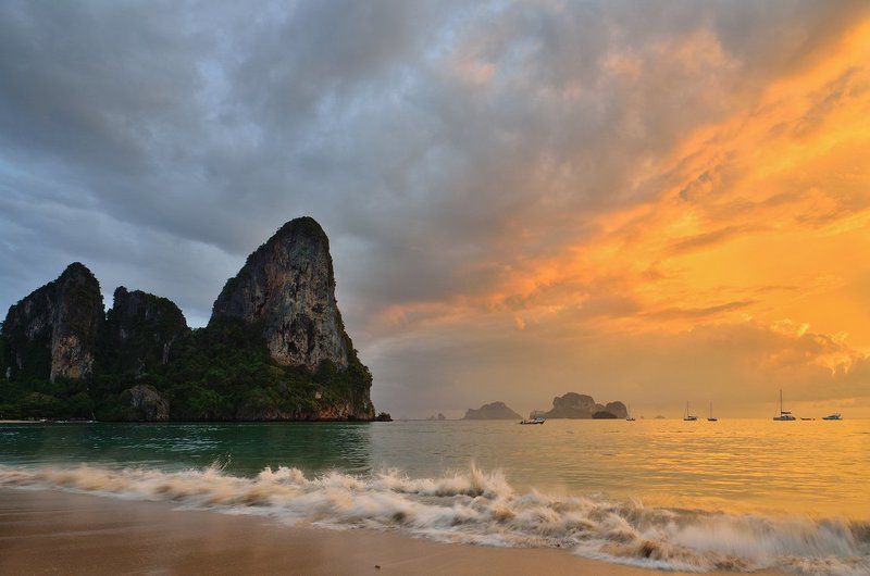 Бухта Рейлиphoto preview