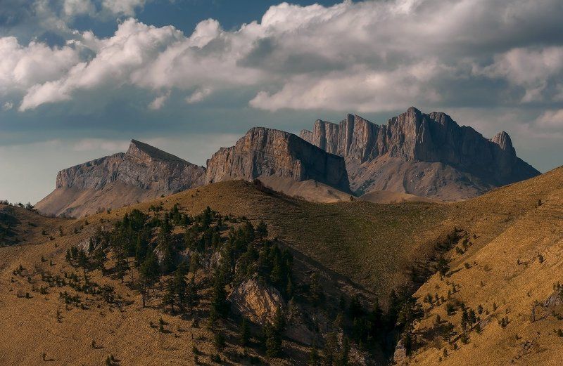 кавказ , горы , май, 2013 тхачи МОРДОР ЗА МОРДОРОМphoto preview