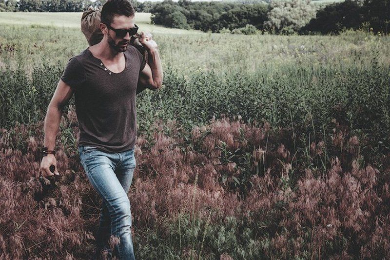 THE OUTLAWphoto preview