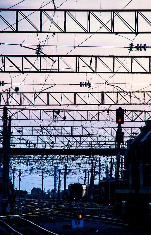 А мы по шпалам..а мы по шпалам...photo preview