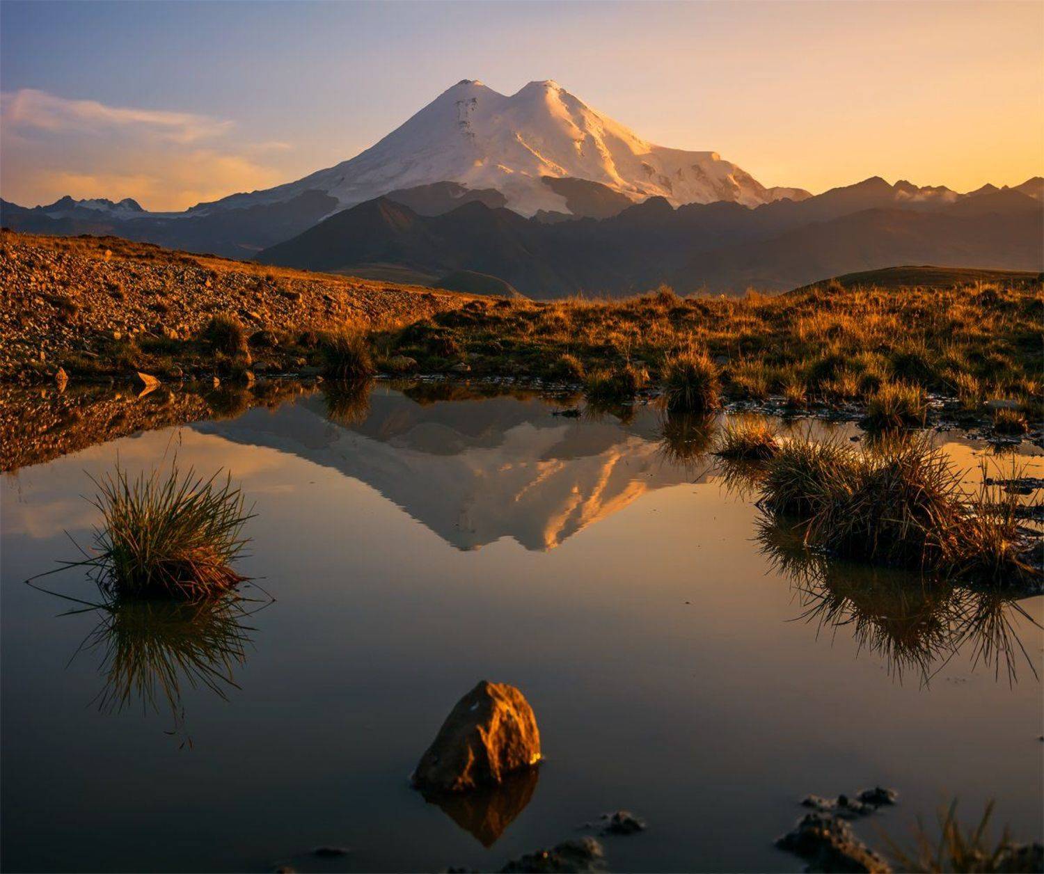 природа, пейзаж, горы, кавказ, природа россии, дикая природа, закат, свет, облака, вечер, весна, эльбрус, Альберт Беляев