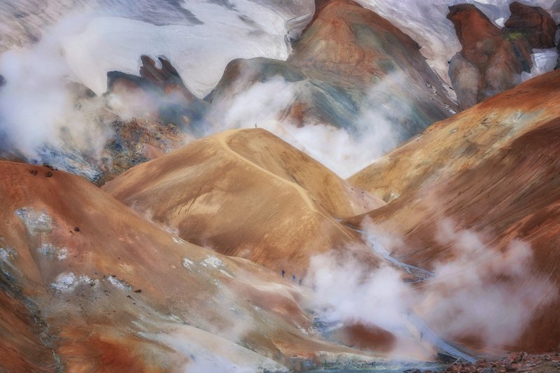 исландия,iceland,kerlingarfjöll муравьишки на склонах парящих горphoto preview