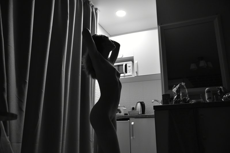 Darya in the kitchenphoto preview