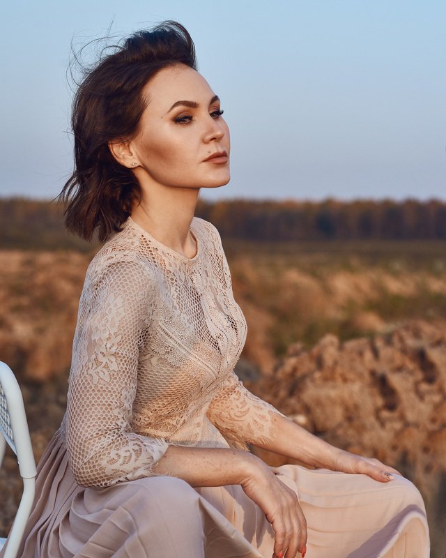 девушка,небо, портрет,лето, цветphoto preview