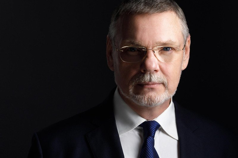 headshot, close-up, portrait Olegphoto preview