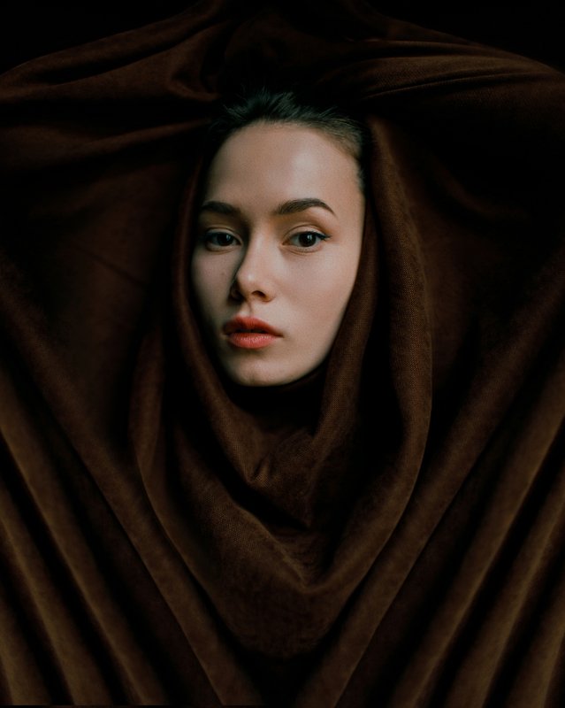 wearhome, портрет, girl, portraiture, outdoor, ламповый, retouch, ретушь, цвет, cinematic,цветок, тёплый, fineart, beauty, sweet, brown, face Nadyaphoto preview