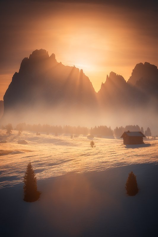 dolomity,italy,landscape,sunrise,mountain,snow,winter,autumn,sun,rays  alpe di siusi photo preview