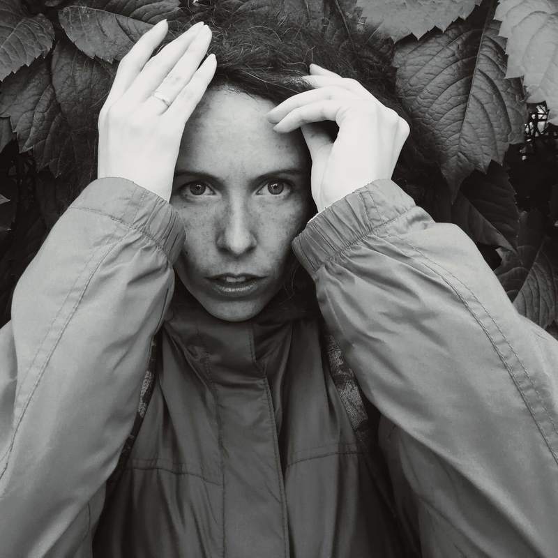 Поймал за сбором урожая photo preview