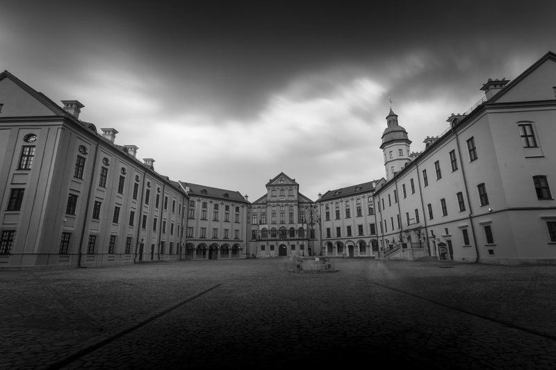 Замок, Несвиж Призрак замкаphoto preview