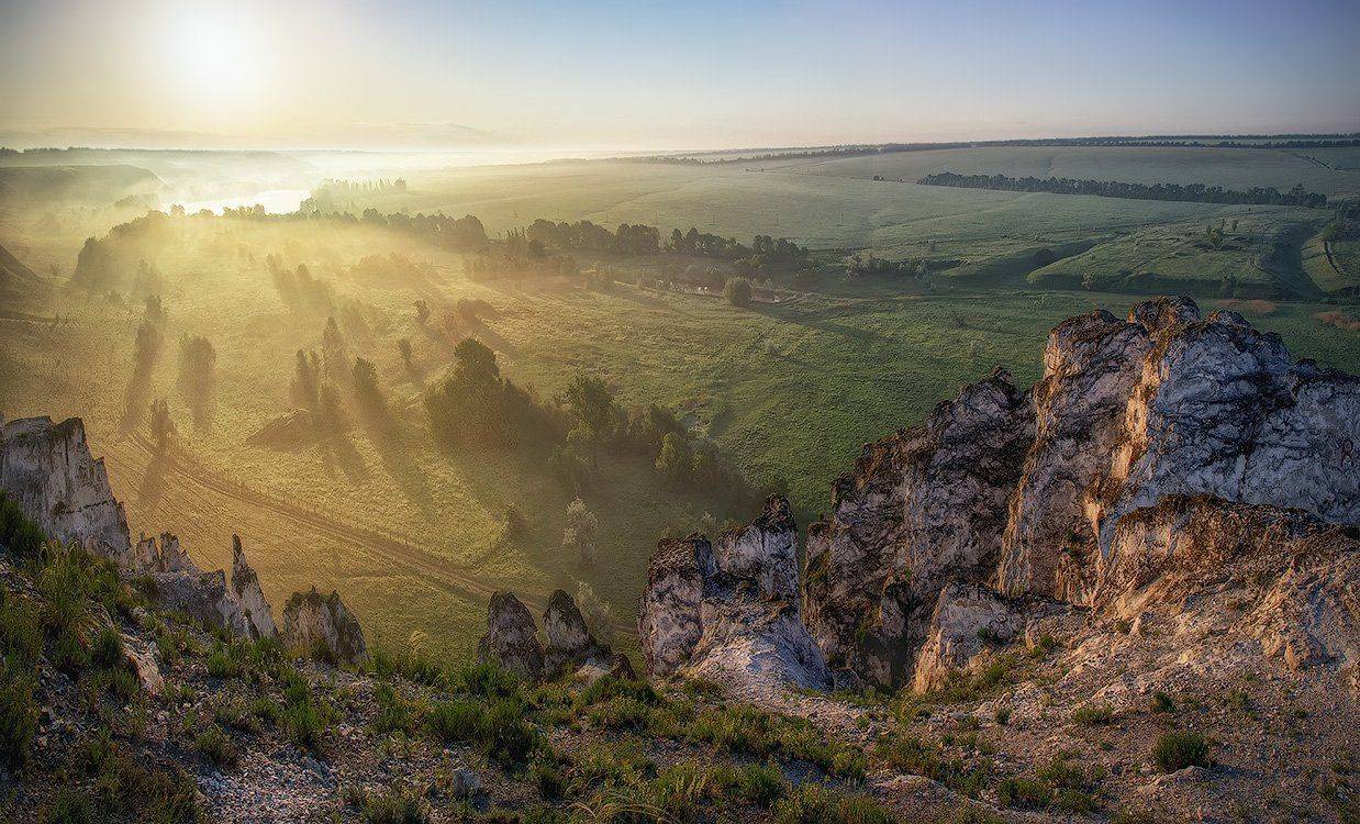 Утро в стране белых скал. Автор: Игорь Мелекесцев , Игорь Мелекесцев