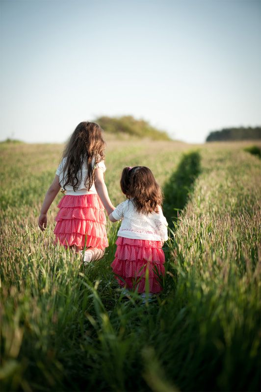 sistersphoto preview