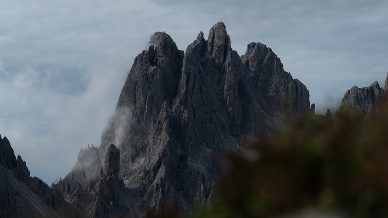 mountain, travelling, moody, color,  Queen of Cadiniphoto preview