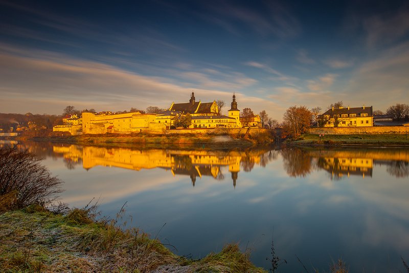 Abbey Norbertankiphoto preview