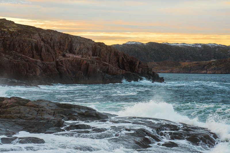 Побережье Баренцева моряphoto preview