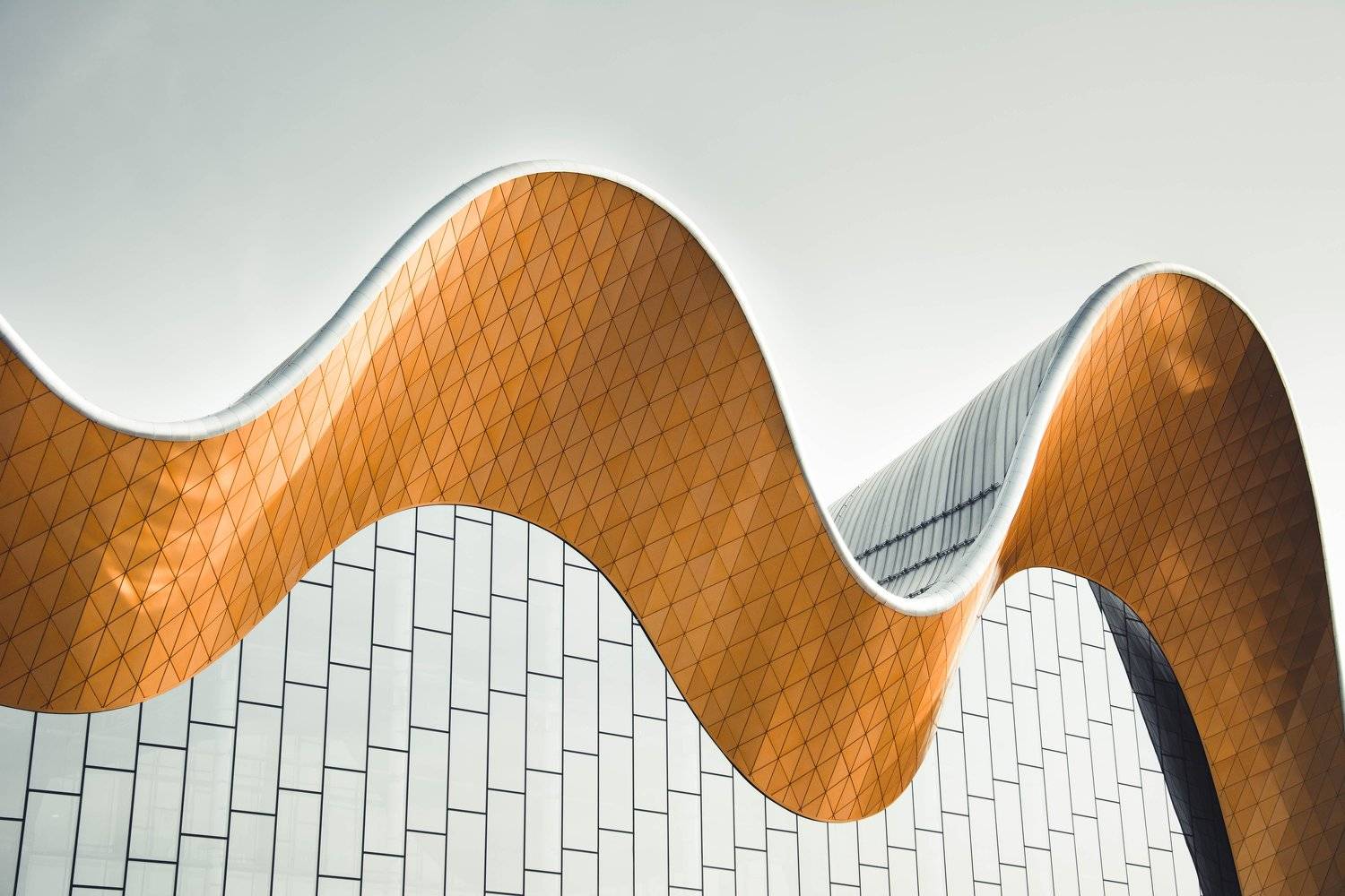 Золотая линия II. Автор: Сергей Гладков architecture, gold, line, facade, modern, urban, glass, city, Moscow, Russia, Сергей Гладков