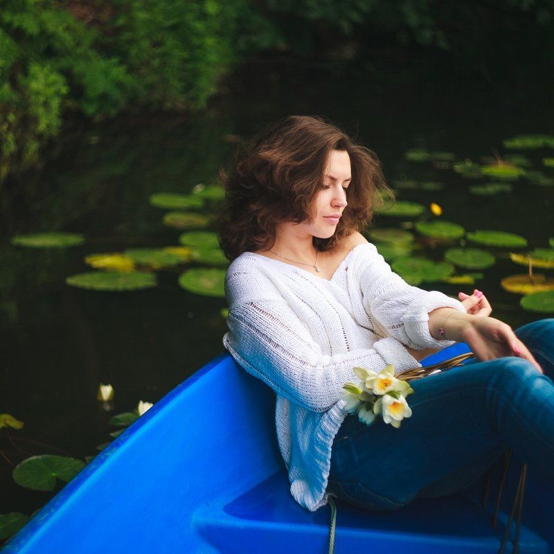 Прогулка на лодке в кувшинки)photo preview