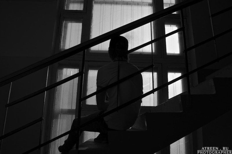 Дым, Лестница, Парень, Портрет, Сигарета Лестничная курилкаphoto preview