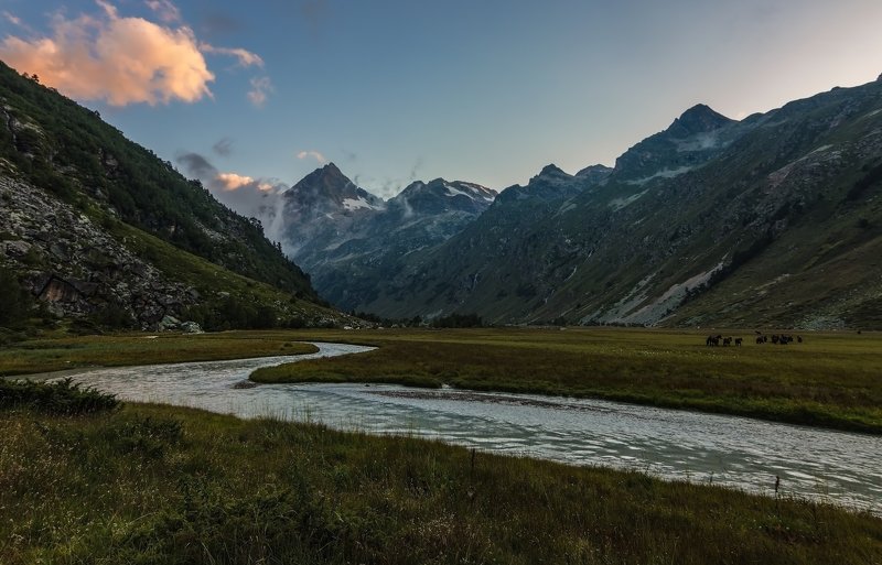 горы,закат,кавказ на закате...photo preview