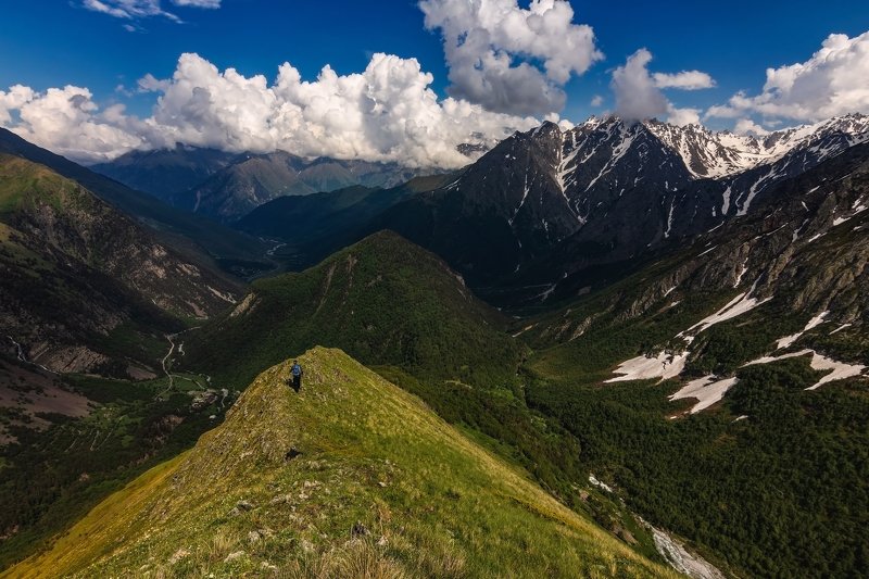 горы,восхождение,кавказ,облака surrounded by the peaks of the blue...photo preview