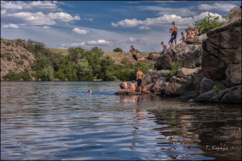 река,пацаны,отдых,каникулы,лето,прыжок,купание Опыт левитацииphoto preview