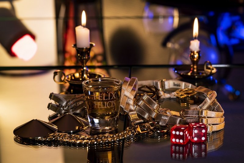 Little gems and hidden treasuresphoto preview