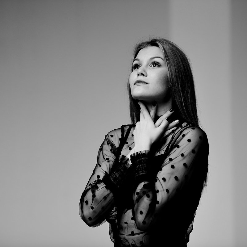 девушка,портрет,студия it is sometimes easier to close than to openphoto preview