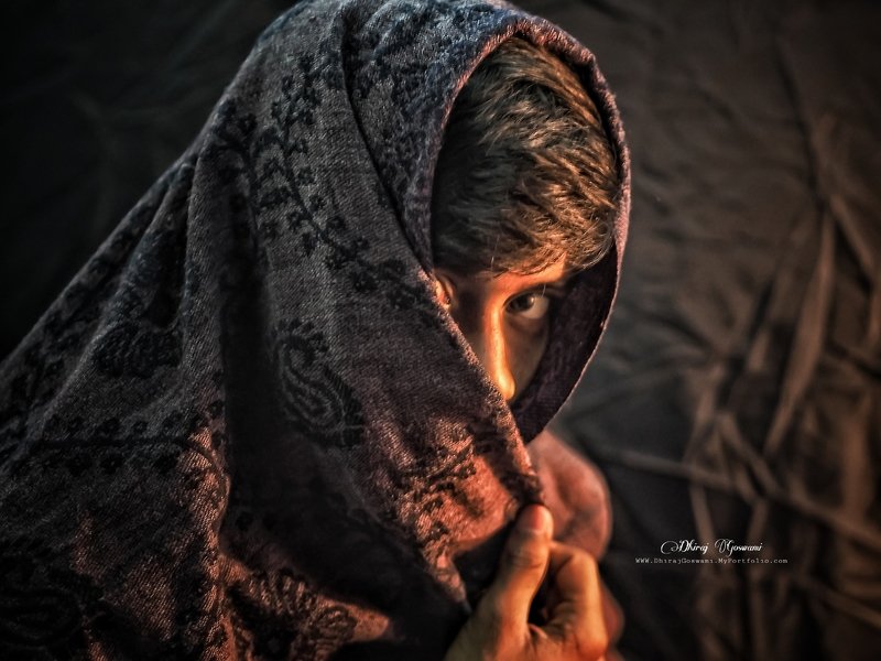 varanasi,  kashi, people, male portrait, face, half face Something is therephoto preview