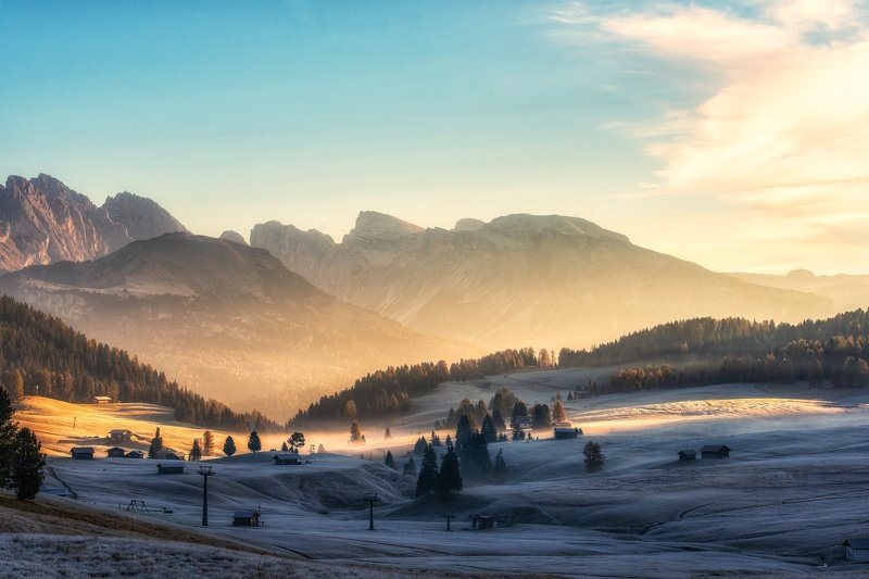 доломитовая осень, горы, доломиты, домики, рассвет, солнечный свет Утро в Альпахphoto preview