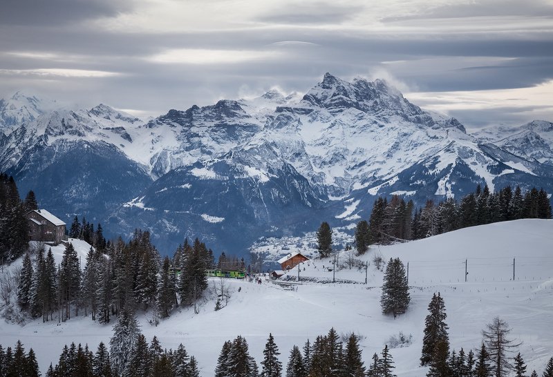 горы,снег, швейцария, туризм,солнце,воздух, метель, поезд, шато *Smoking mountain*photo preview