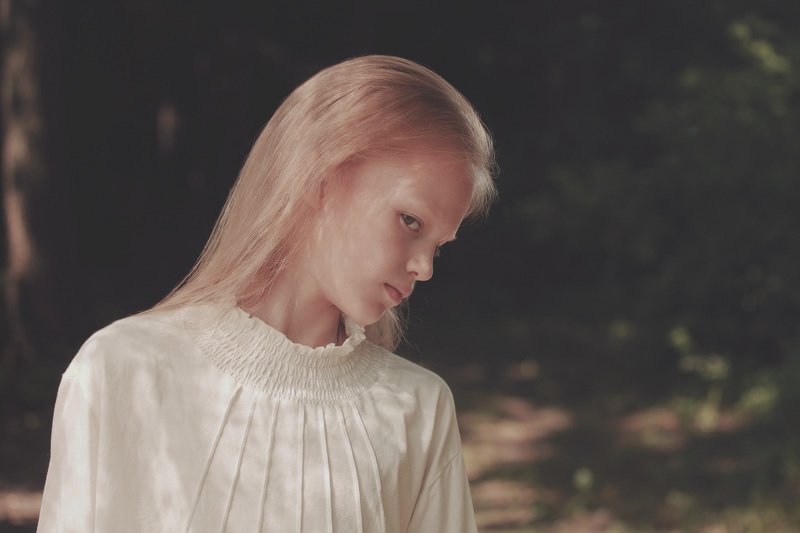 Голос повторил, так же вновь...photo preview