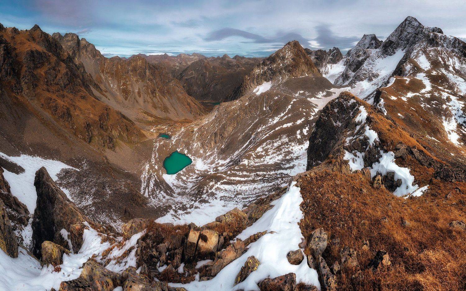 Перевал Кардывач. Автор: Tania Leschinskaya осень, горы, озеро, горное озеро, кардывач, кавказ, пейзаж, Tania Leschinskaya