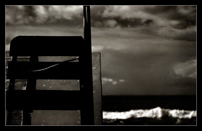 крым, судак, чёрное, море, шторм, волна, небо, облака, катамаран В Судаке штормит #5photo preview