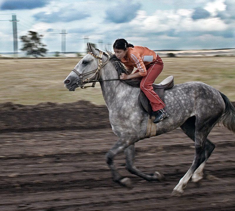 Наездницаphoto preview