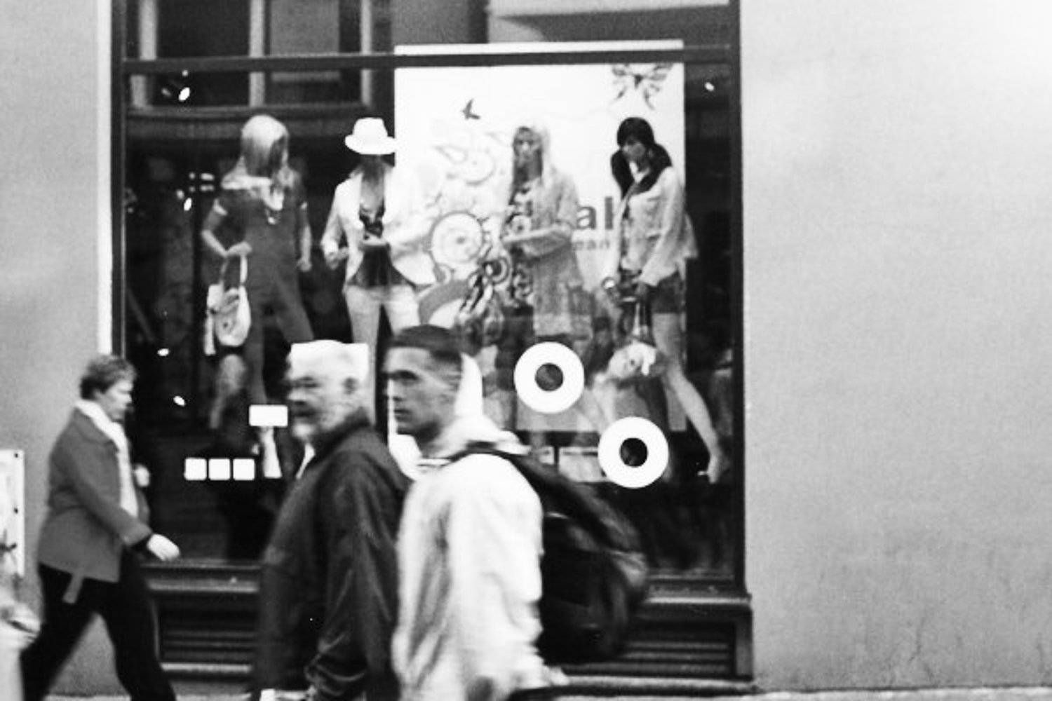 Real and not .... Автор: Arhy пленка, жанр, город, улица, чб, arhy, Arhy