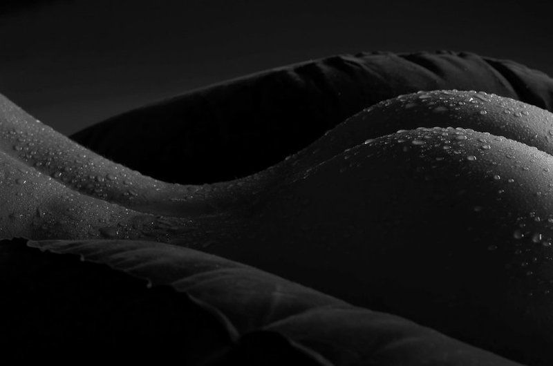 ню В поисках тепла...photo preview