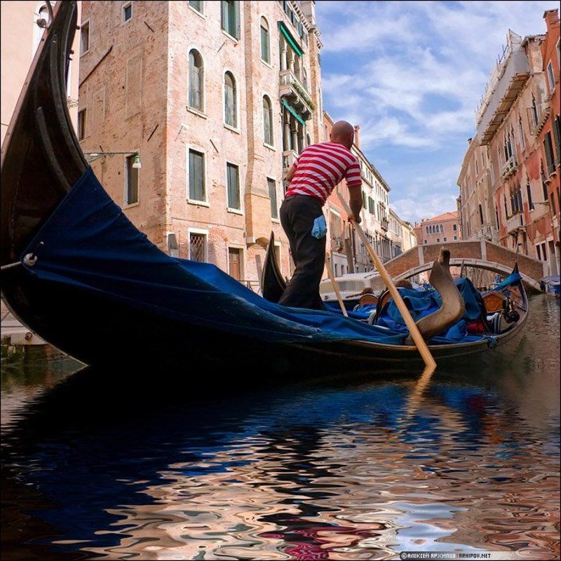 италия, венеция, гондола, гондольер Гондольерphoto preview