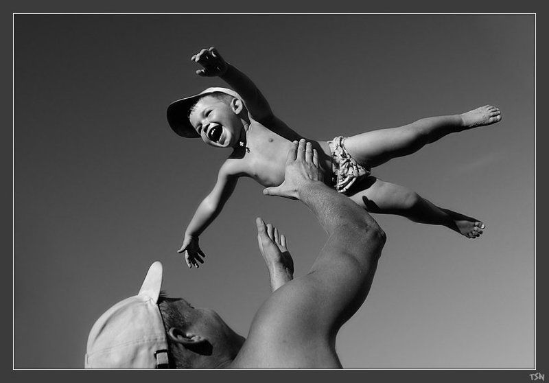 Летатьphoto preview