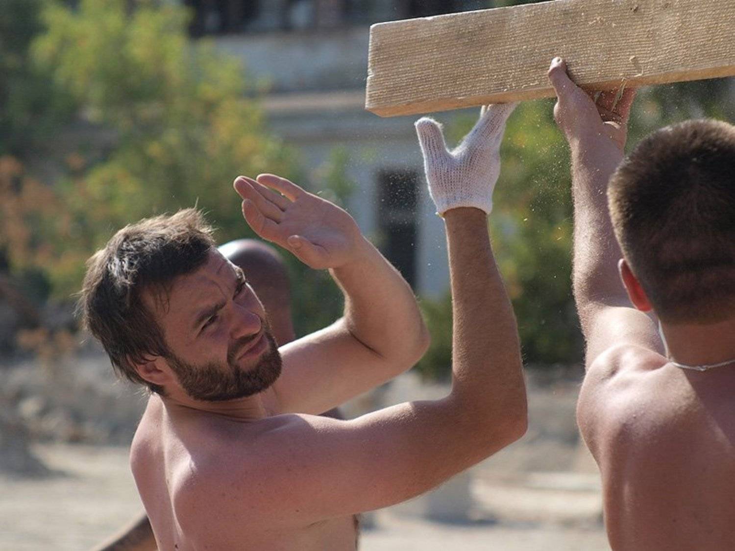 МУЖЧИНЫ И ДОСКИ. Автор: Milky_Jane мужчины, доски, работа, стройка, Milky_Jane