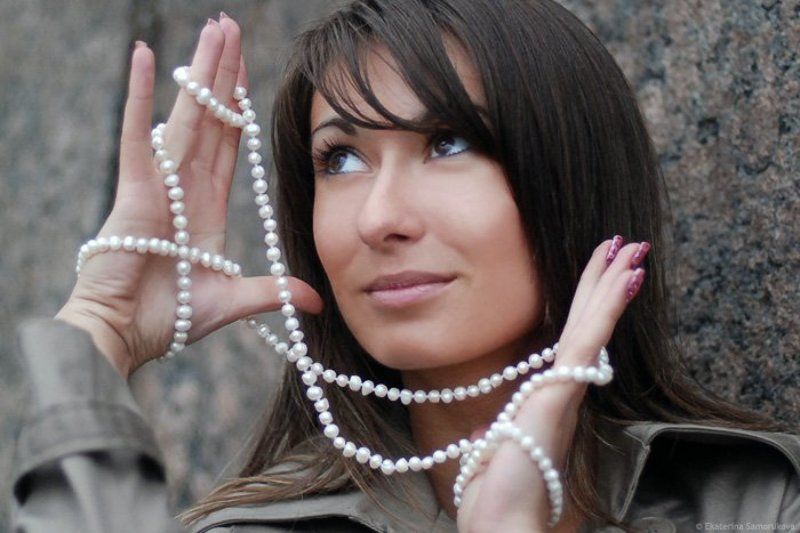 девушка, жемчуг, бусы, гранит, в дождь в мыслях о прекрасномphoto preview