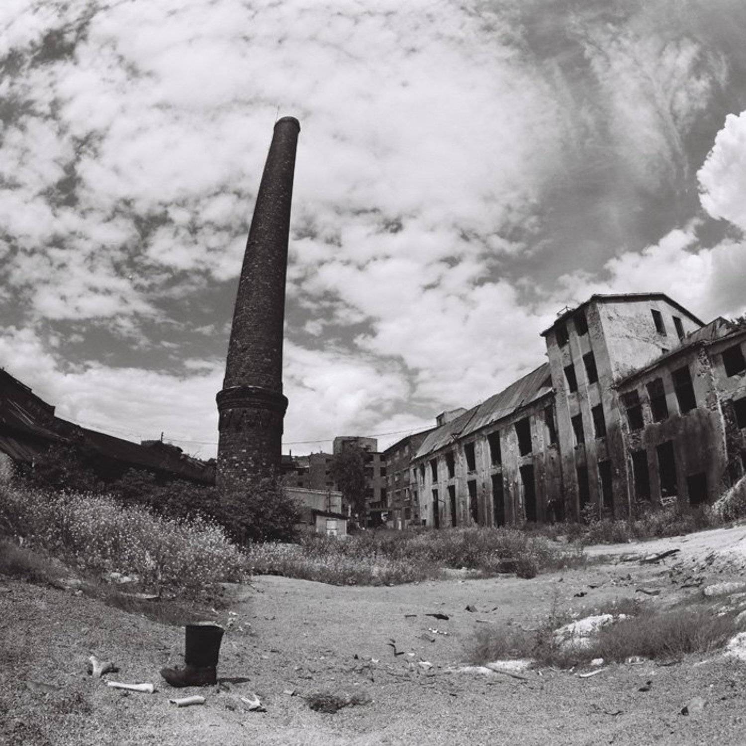 Развалины цивилизации. Автор: Sergey Tarba 6х6,фотоплёнка,негатив, ч\б, Sergey Tarba