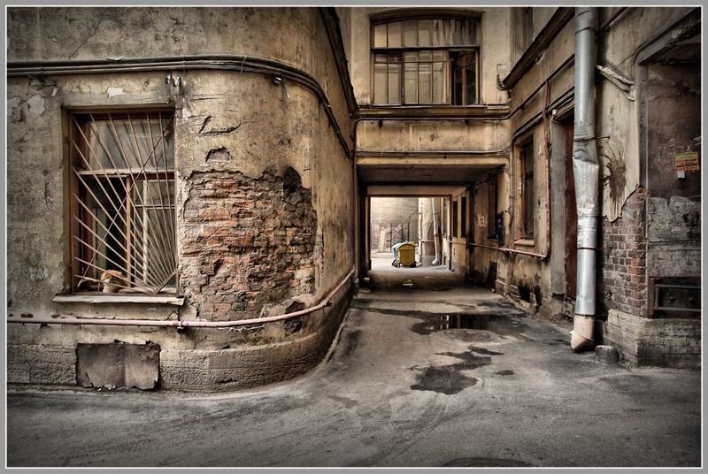 Город забытых дворов...(2)photo preview