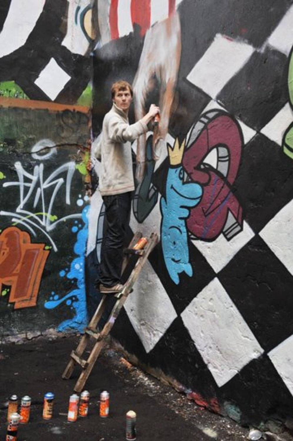 граффити, двор, питер, Вячеслав Архипов