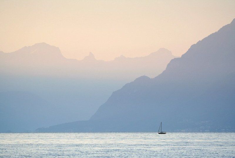 швейцария, утро, озеро, горы Утро на Женевском озереphoto preview