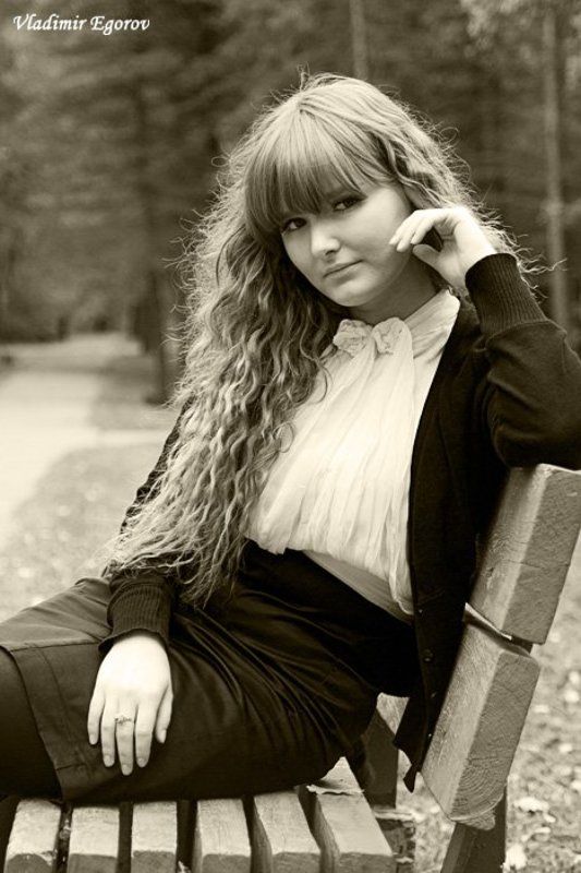 девушка, парк, портрет, сепия photo preview