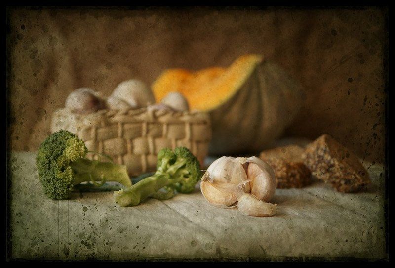 Чеснок и брокколи...photo preview